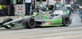 Tony Kanaan arrisca na estratégia, mas não funciona em Detroit