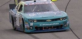 Atingido em acidente, Nelsinho Piquet segue no top-15 do campeonato
