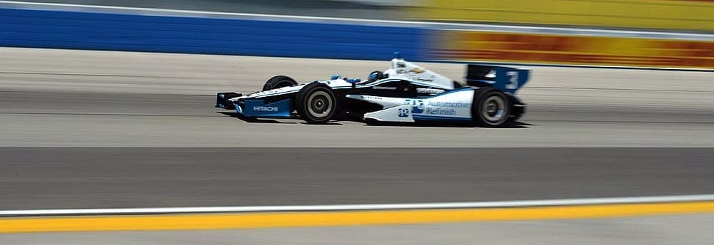 Helio Castroneves chega em 2º e mantém a liderança do campeonato