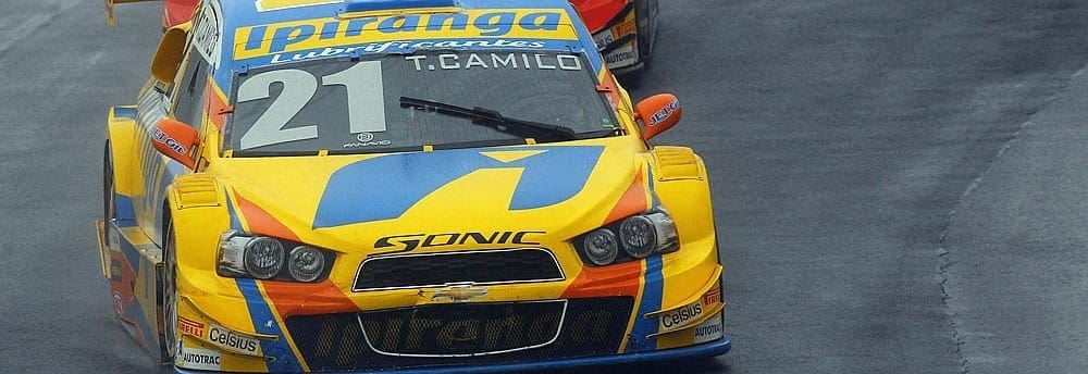 Thiago Camilo é prejudicado por fim de corrida sob bandeira vermelha e se revolta