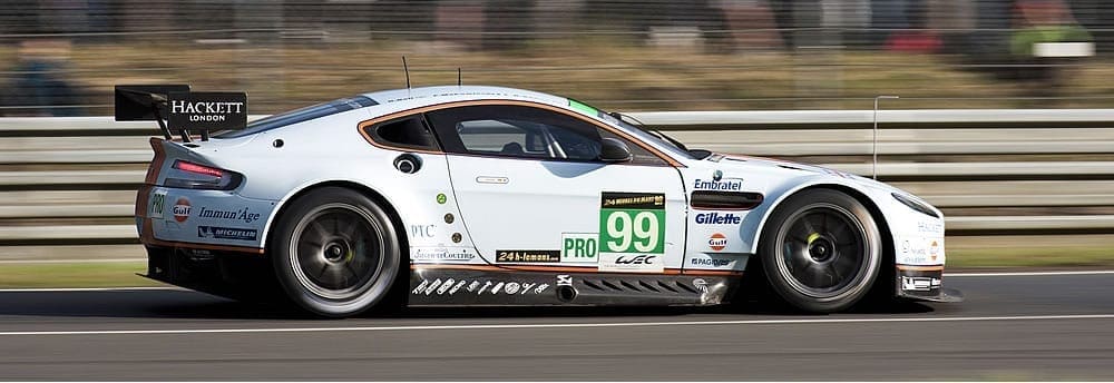 Le Mans: acidente rouba chance de vitória de Bruno Senna