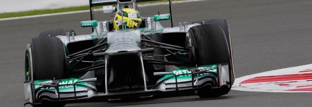 Com quebra de Vettel e caos com pneus, Rosberg vence GP da Inglaterra