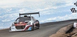 Pikes Peak: com Sébastian Loeb, Peugeot estabelece novo recorde da prova