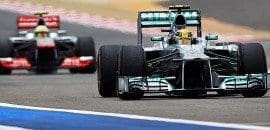 Lewis Hamilton culpa pneus Pirelli por falta de bons resultados