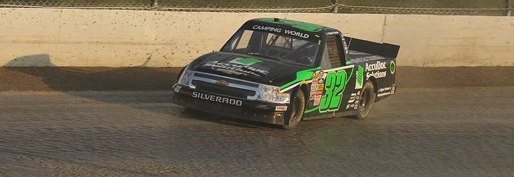 Miguel Paludo larga em 12º na prova de Eldora da Truck Series