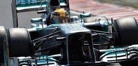 Na Hungria, Lewis Hamilton vence pela primeira vez com a Mercedes