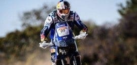 Sertões: Nas Motos, Despres vence a primeira e encosta em Coma