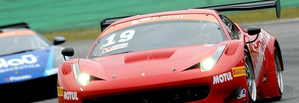 Chico Longo e Daniel Serra levam Ferrari 458 Itália à vitória em Interlagos