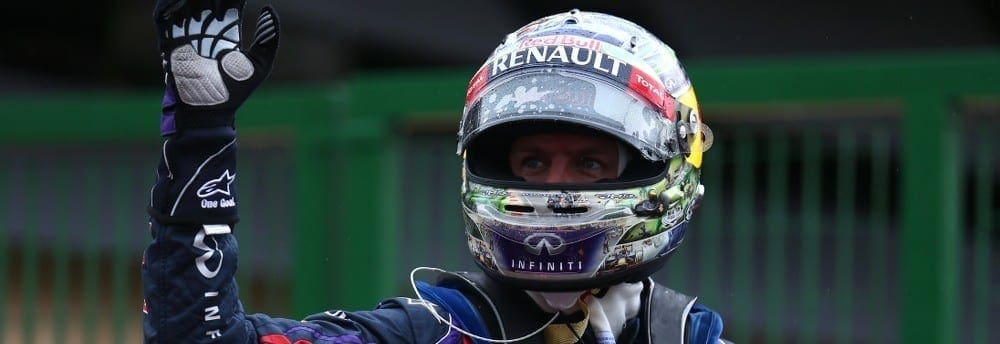<b></noscript>Vettel vence em São Paulo e iguala novo recorde; Webber completa dobradinha</b>