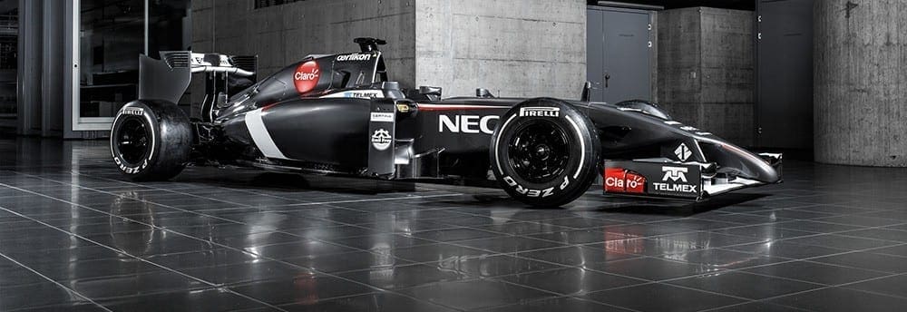 Sauber apresenta novo C33 com bico mais conservador