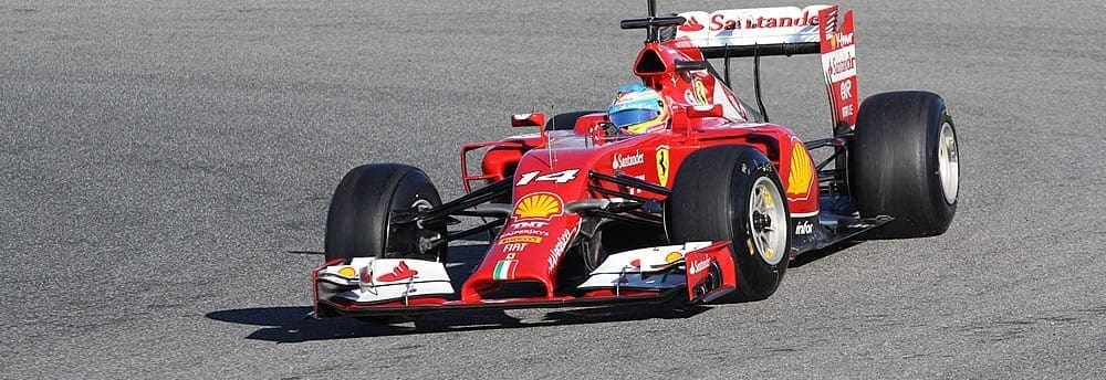 Fernando Alonso lidera primeiro treino na Austrália