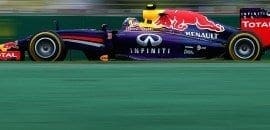Daniel Ricciardo é desclassificado por exceder fluxo de combustível