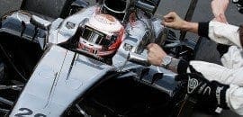 Confirmando a exclusão de Ricciardo, Magnussen iguala recorde de Villeneuve