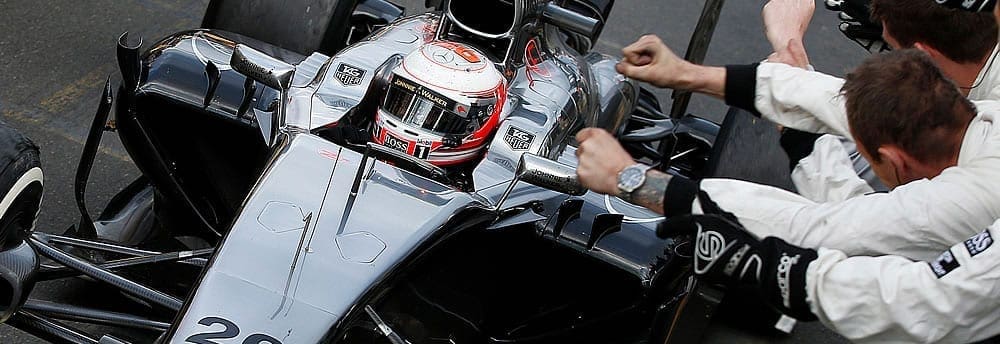 Confirmando a exclusão de Ricciardo, Magnussen iguala recorde de Villeneuve