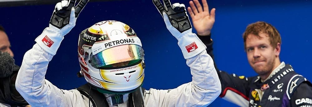<b></noscript>Lewis Hamilton domina GP da Malásia do início ao fim</b>