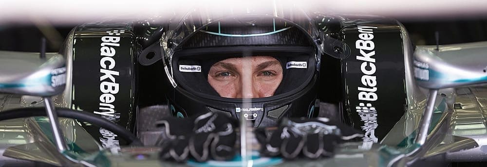 <b>Nico Rosberg crava a pole-position no Bahrain</b>