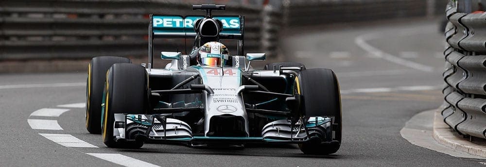 Hamilton lidera quinta-feira de treinos livres em Mônaco