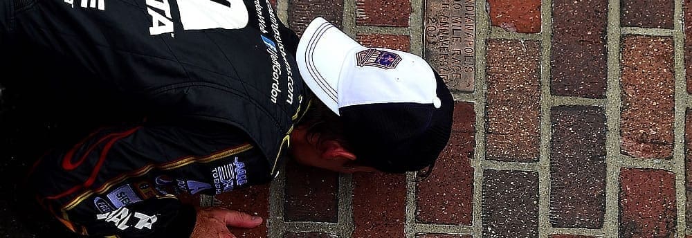 Jeff Gordon vence em Indianápolis pela quinta vez na carreira