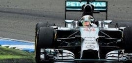 Com vantagem, Hamilton lidera a sexta-feira na Bélgica