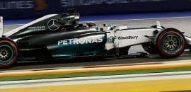 Hamilton desbanca Rosberg por 0s007 e fica com a pole em Singapura
