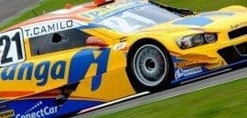 Thiago Camilo larga na pole em Santa Cruz