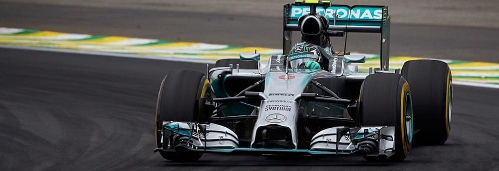 <b>Com dobradinha da Mercedes, Rosberg vence em Interlagos; Massa é terceiro</b>