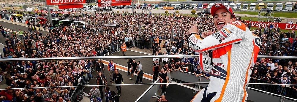 Marc Marquez fecha a temporada com o recorde de 13 vitórias