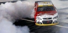 Harvick vence em Phoenix; quatro candidatos ao título definidos