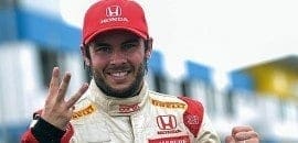 Ricardo Maurício comemora o tricampeonato em Goiânia
