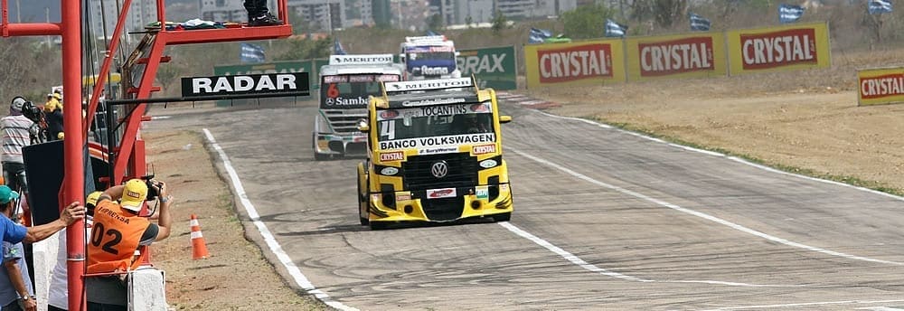 F-Truck inicia montagem para a estréia da temporada 2017 no Velopark