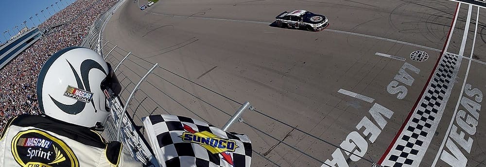 Kevin Harvick vence em Las Vegas