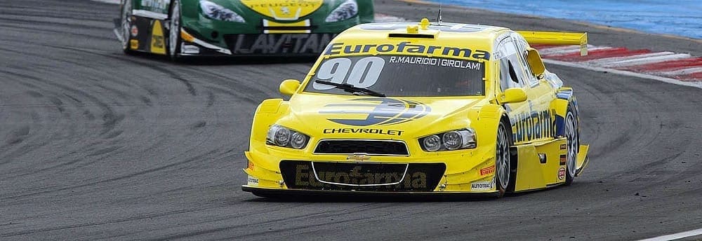 Pilotos dão show e vitória fica com Ricardo Maurício/Nestor Girolami