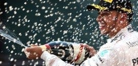 <b>Lewis Hamilton vence GP da China com facilidade</b>