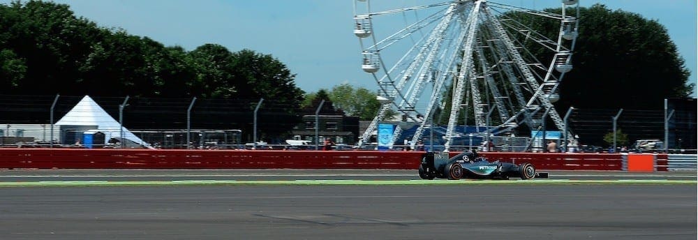 Nos treino livres, Nico Rosberg já bateu recorde de volta mais rápida de 2014