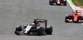 Nico Hulkenberg comemora o número de pontos marcados pela Force India