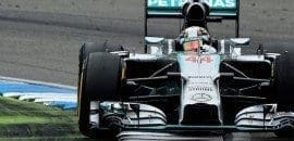 Lewis Hamilton começa liderando treinos livres na Hungria