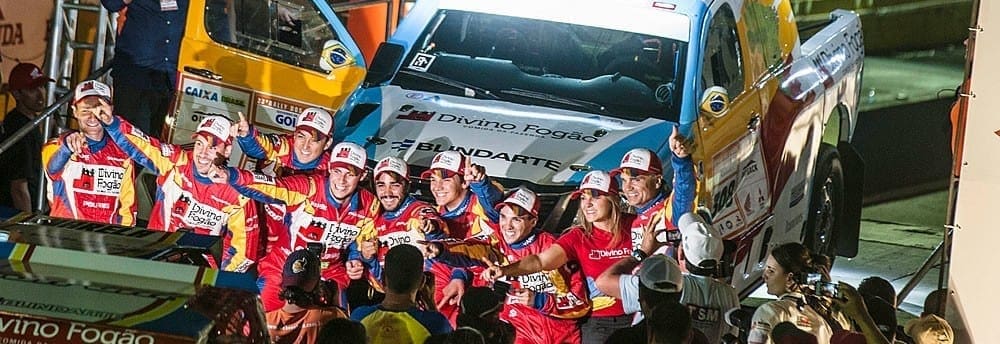 Largada promocional encerra festividades da abertura do Rally dos Sertões 2015