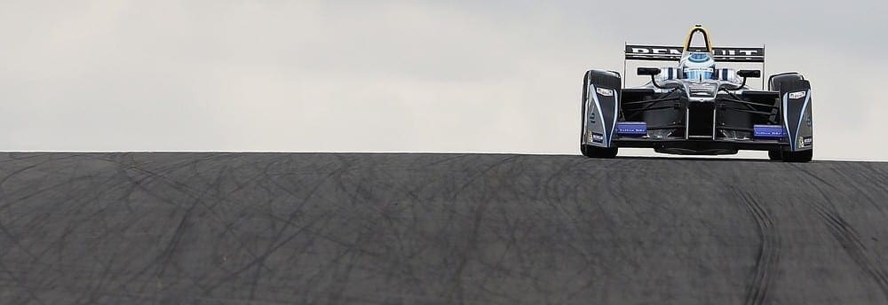 Tom Dillmann satisfeito com a experiência de pilotar um Fórmula E