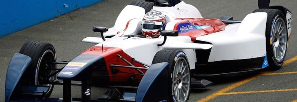 Nicolas Lapierre satisfeito com a experiência de pilotar um Fórmula E