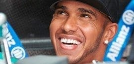 Hamilton comemora suas “duas voltas mais rápidas” pela pole-position