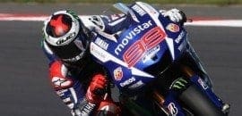 Jorge Lorenzo dita o ritmo da sexta-feira em Silverstone