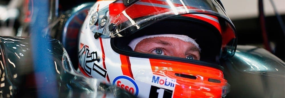 Jenson Button prefere que a McLaren e a Honda foquem na potência