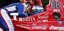 Kanaan termina em 4ª, ajuda a segurar Montoya e Dixon é campeão