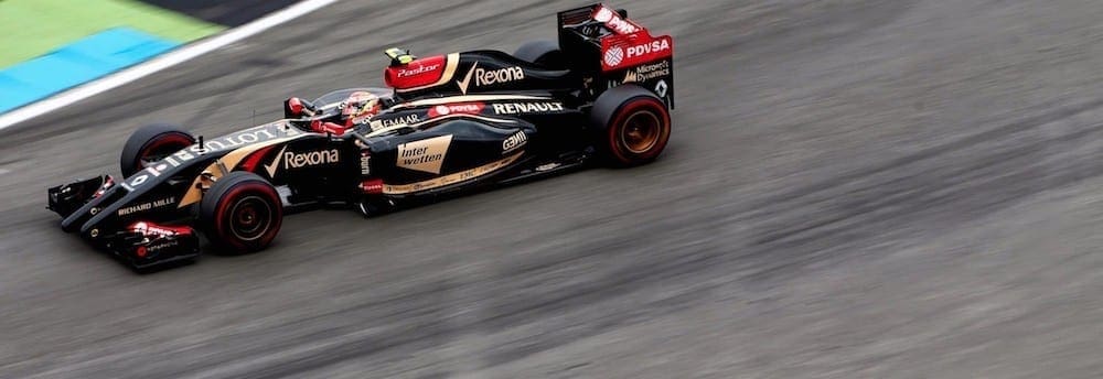 Ecclestone paga salários da Lotus e equipe pode não correr na Itália