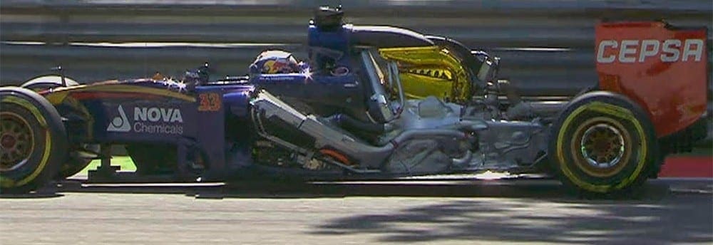 Max Verstappen terá de cumprir drive-through por incidente com carenagem