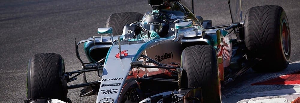 Com 53 pontos de desvantagem, Rosberg fala em vencer as próximas corridas