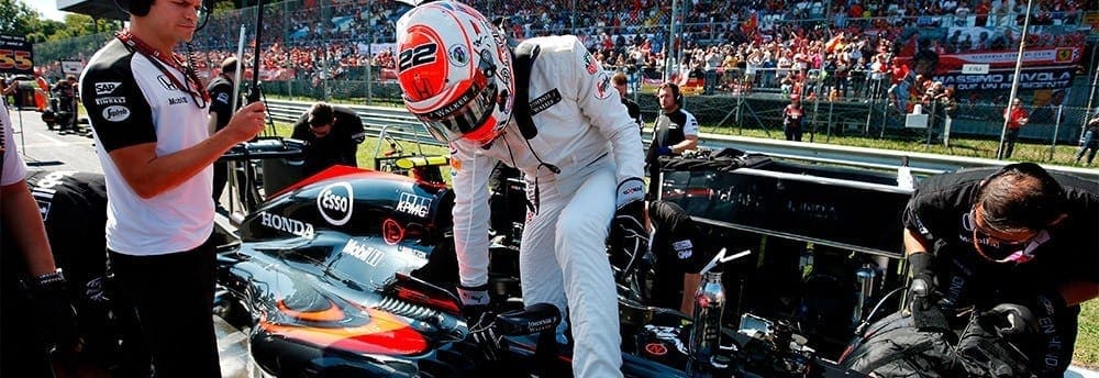 Jenson Button espera definir seu futuro nas próximas semanas