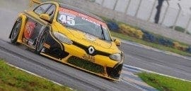 Carbone cumpre punição e perde segundo lugar do grid