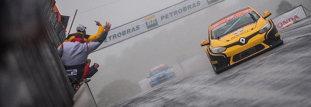 Casagrande confirma pole e vence pela terceira vez no ano