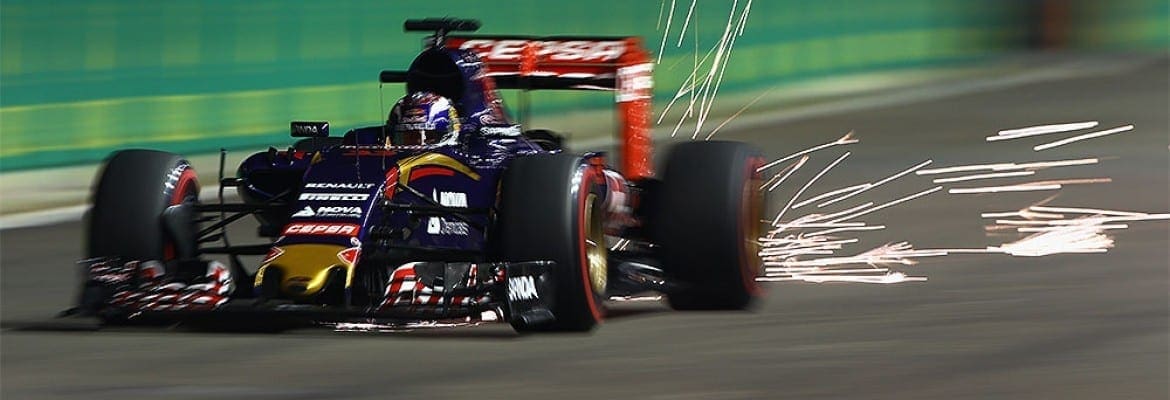 Sainz Jr. lamenta acidente no final do Q2; Verstappen comemora 8º lugar